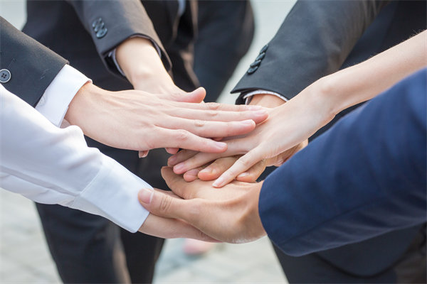 員工激勵(lì)策略：如何精準(zhǔn)匹配個(gè)人需求與企業(yè)目標(biāo)？