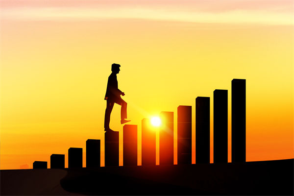 如何通過人力資源管理提升企業(yè)核心競爭力？