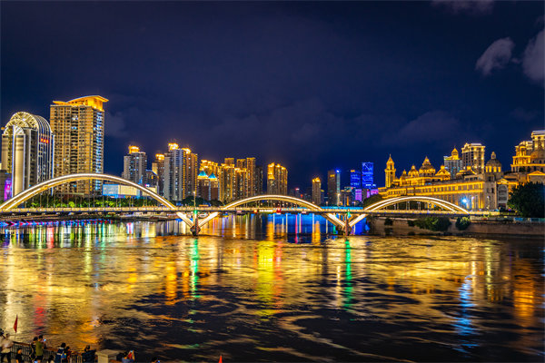 企業(yè)如何借助福州咨詢公司提升員工績(jī)效與團(tuán)隊(duì)效能？