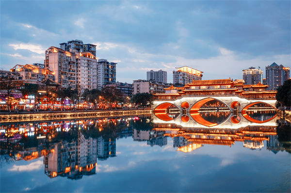 2025年新一線城市名單發(fā)布，對(duì)企業(yè)文化的啟示有？