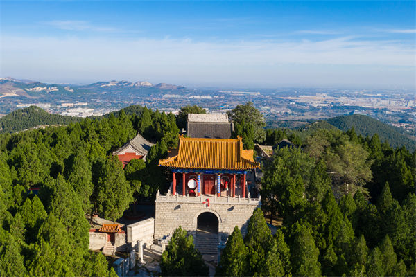 濰坊企業(yè)年度計劃總變卦執(zhí)行失效，濰坊年度經(jīng)營計劃咨詢公司如何校準(zhǔn)動態(tài)機制？