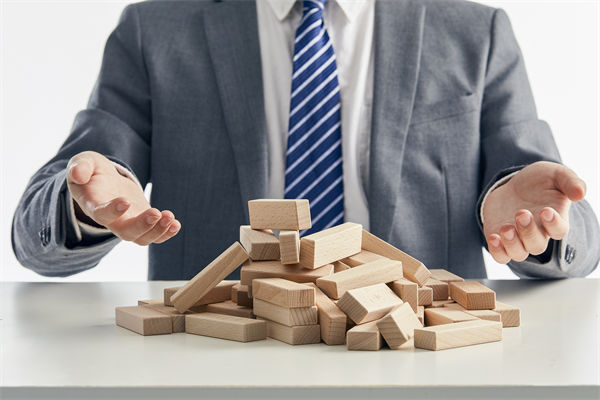 企業(yè)的績(jī)效層層加碼，是激發(fā)斗志還是逼走人才？