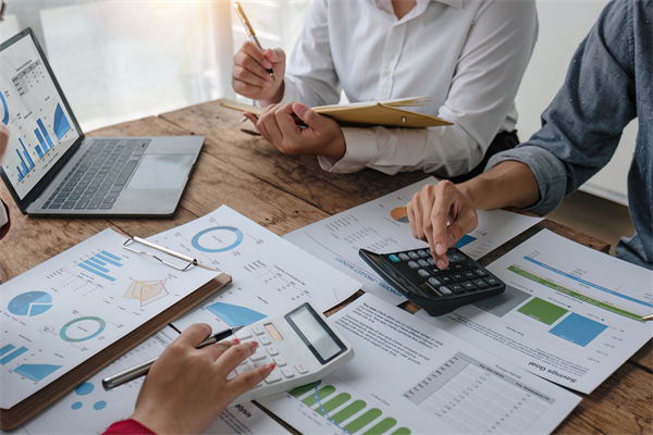績效考評淪為形式主義，員工敷衍應(yīng)付企業(yè)怎么破？
