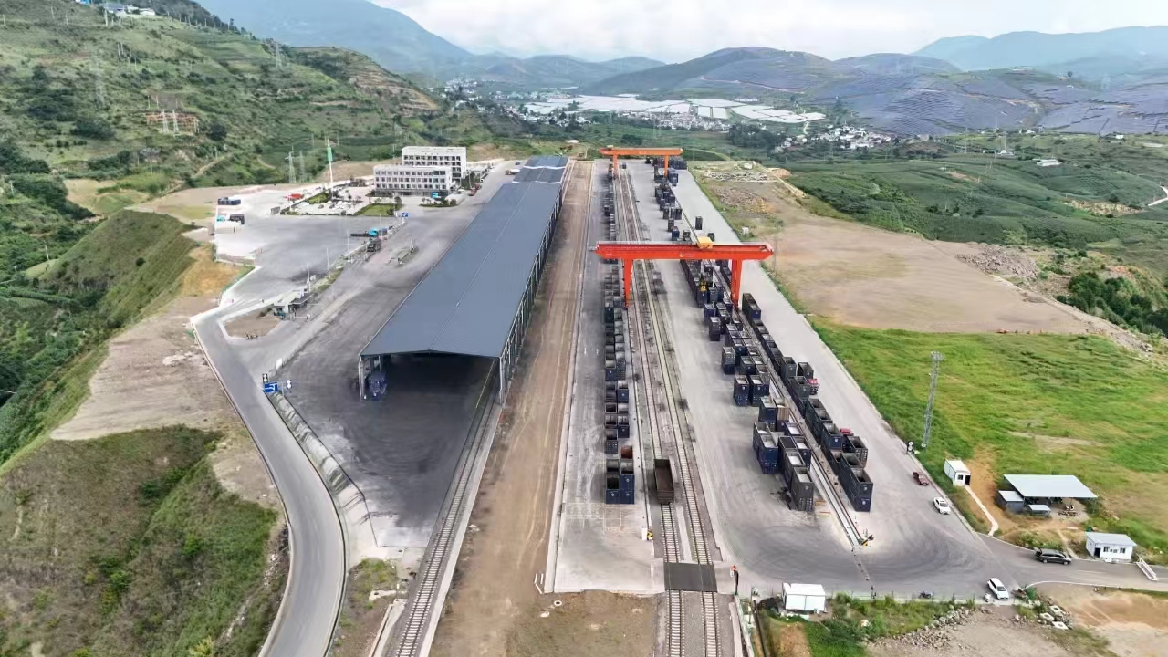 大瑞鐵路蒲縹站至蒲縹物流中心鐵路專用線項目順利通過竣工驗收